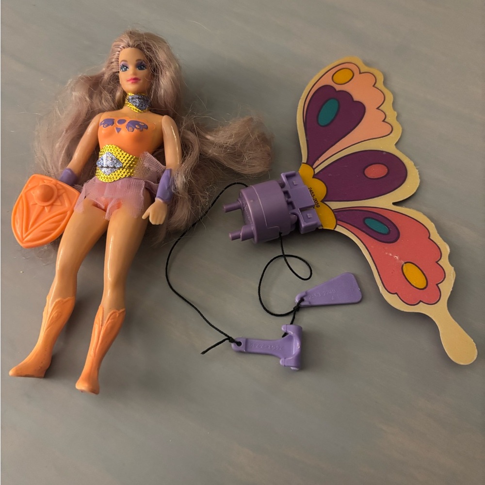 vintage 1985 Flutterina action figure from the She-Ra